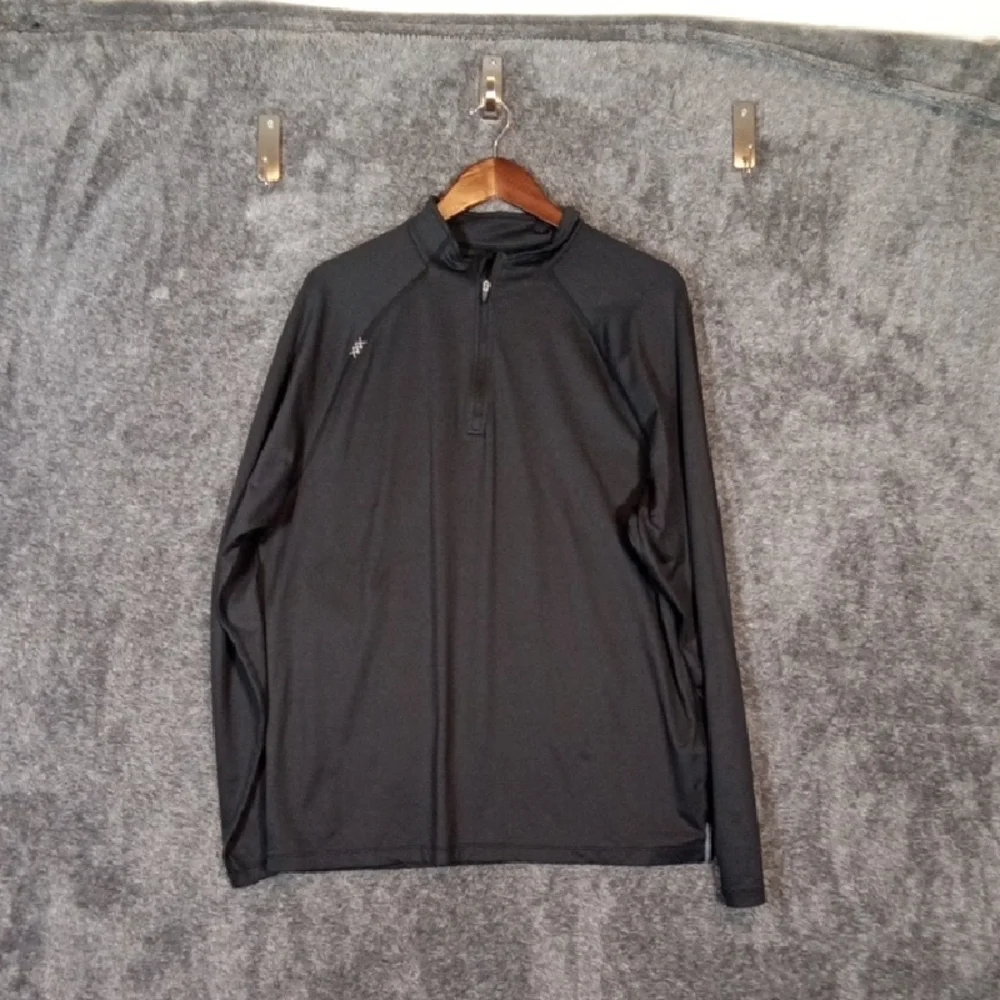 RHONE sleek black